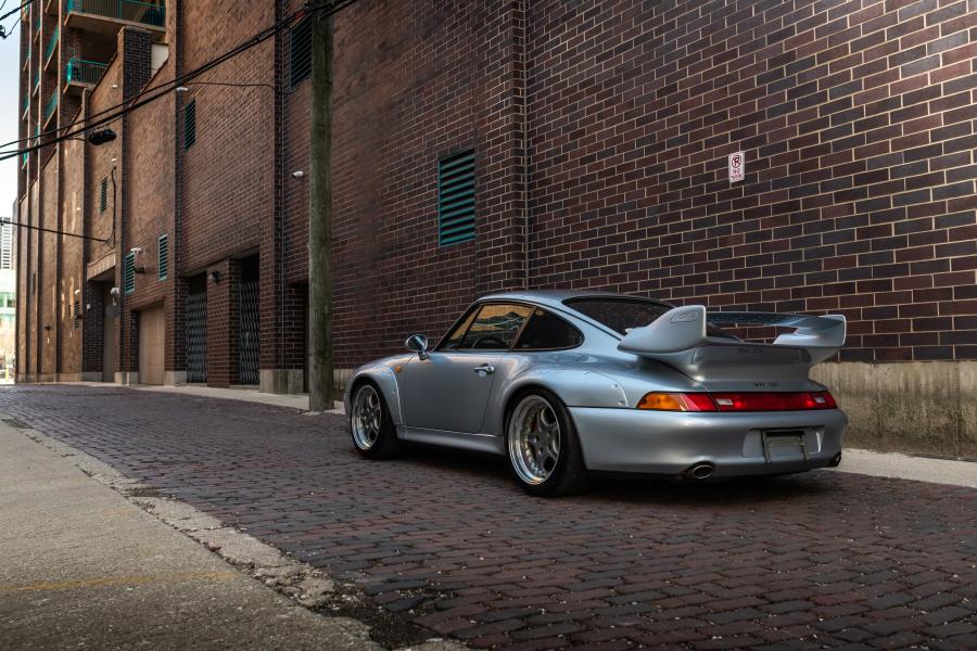  Porsche 911 GT2 (993) 1996 года  (фото 4 из 49)